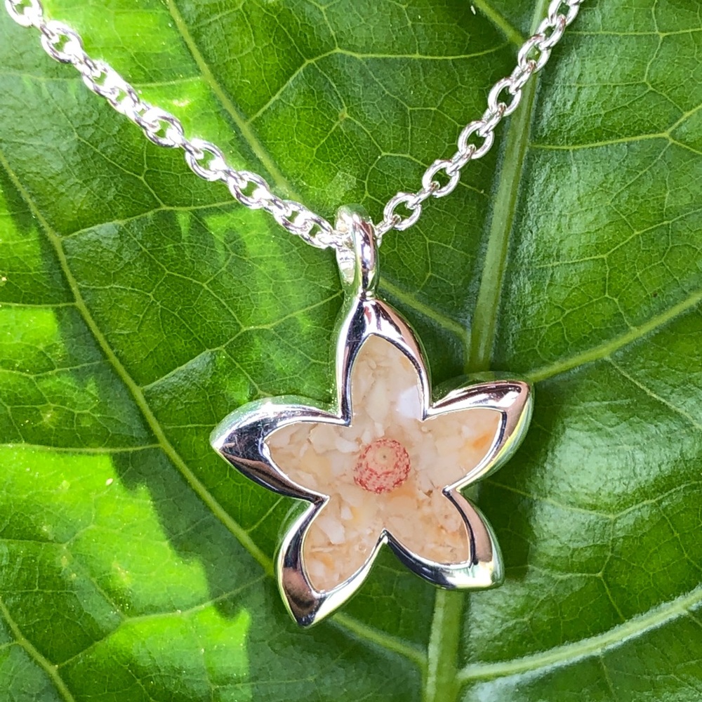 HWN Kauai sterling silver plumeria necklace